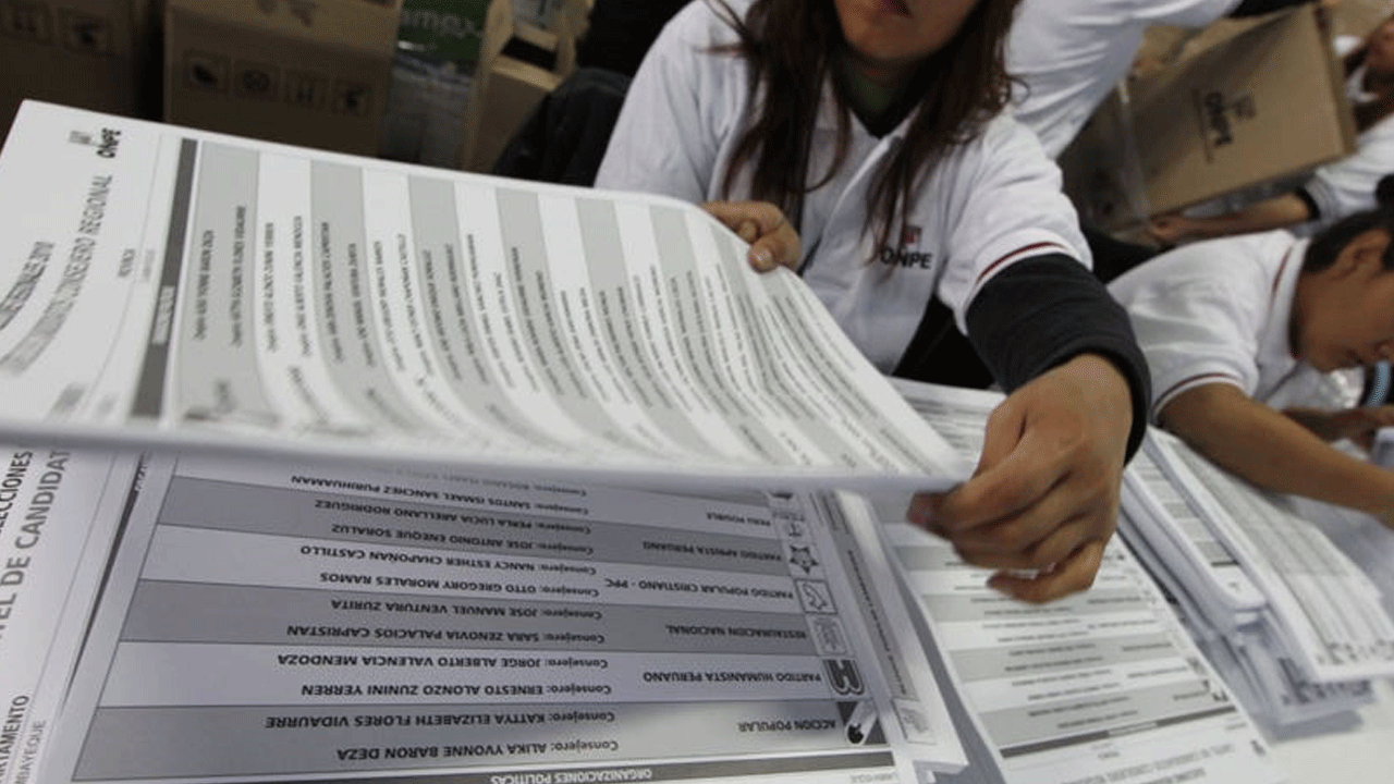 JNE alerta que actas observadas aún no llegan en su totalidad a jurados electorales