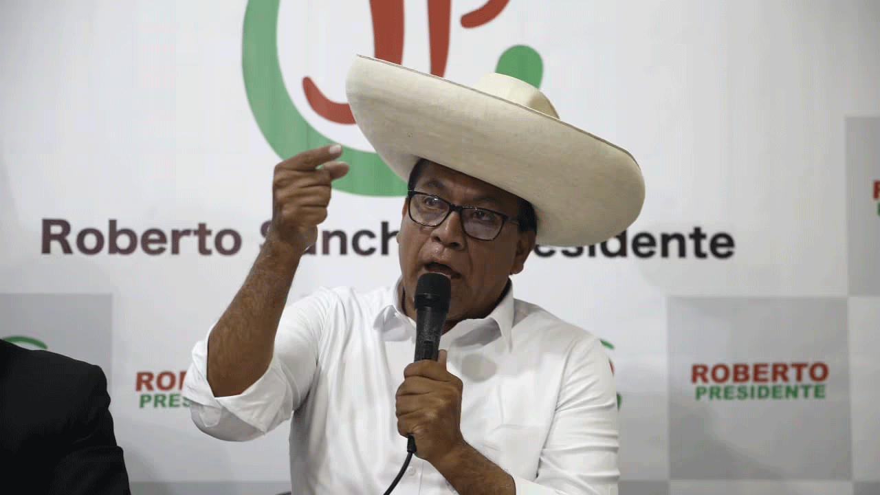 Fue acusado de  mal usar S/208 000