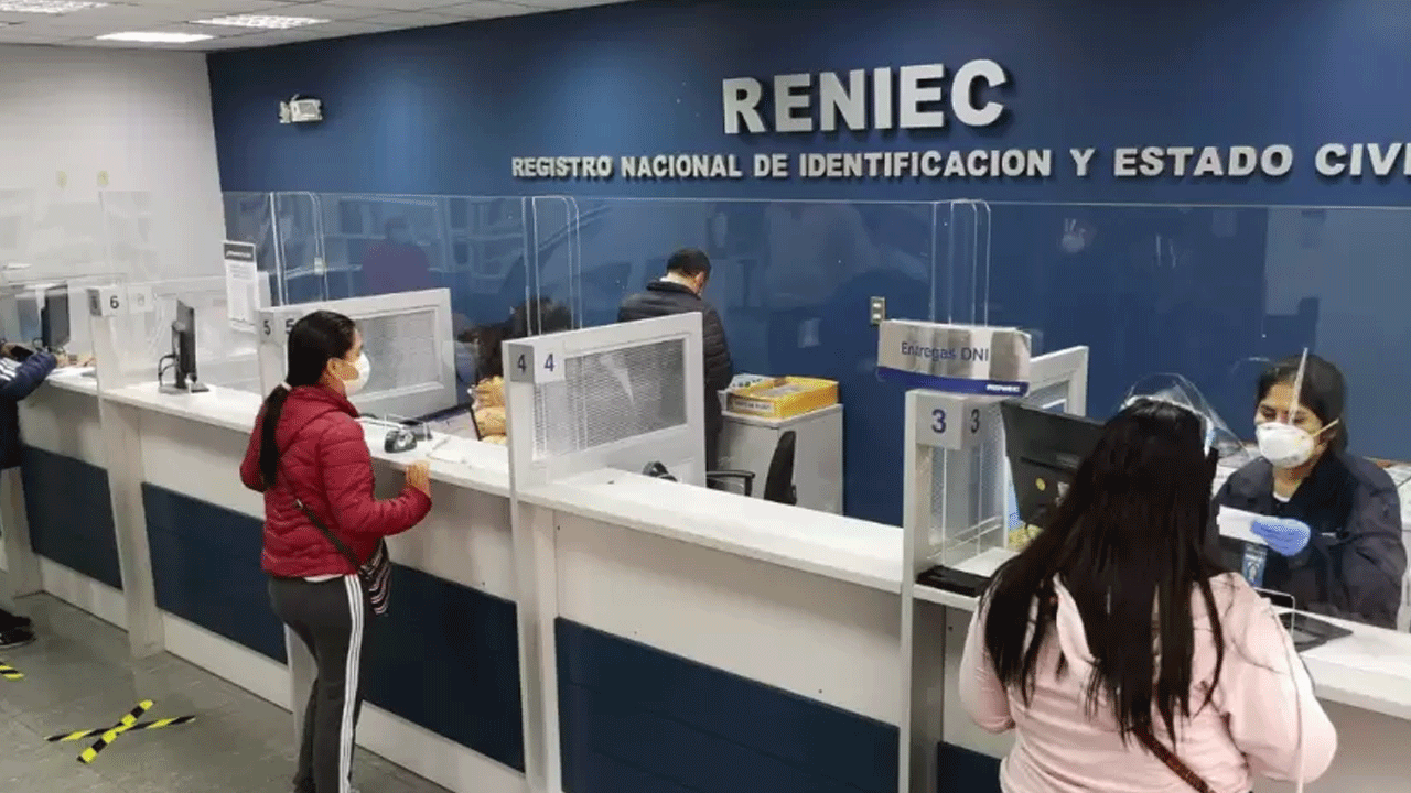 Atención extraordinaria: Reniec abre hoy en 18 sedes a nivel nacional