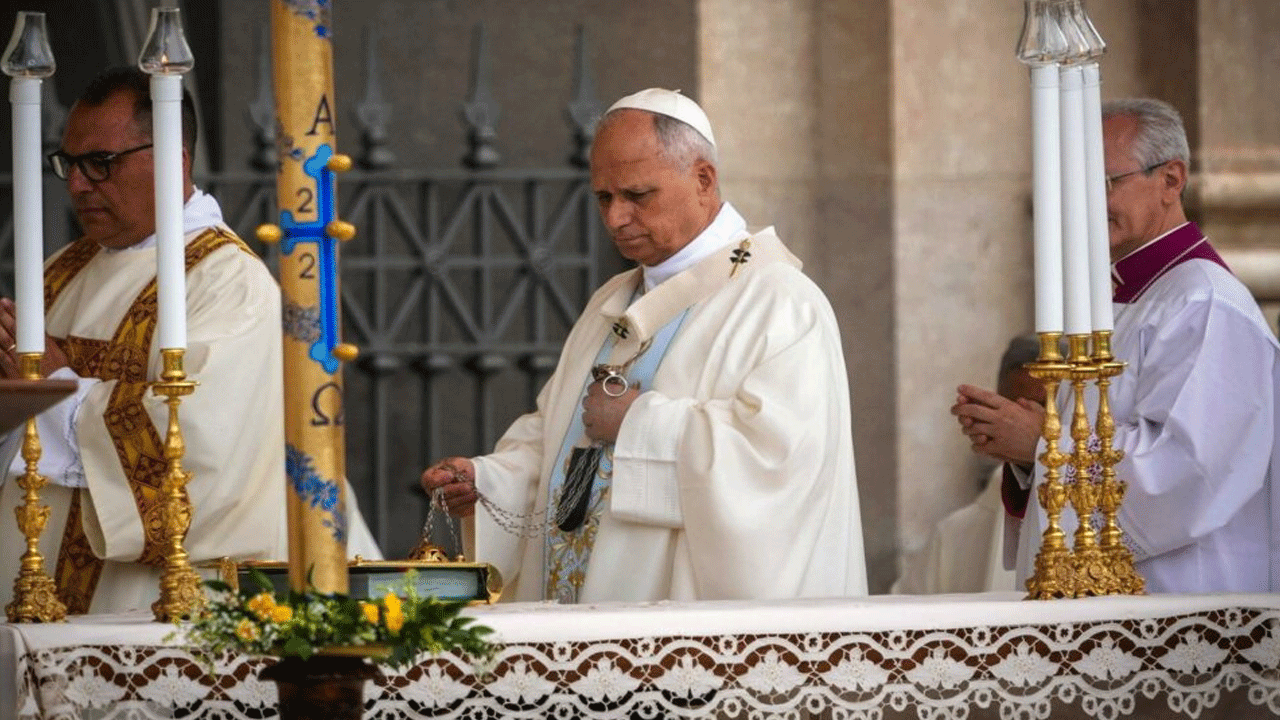 León XIV visitó santuario de Pompeya en aniversario de su primer año de pontificado