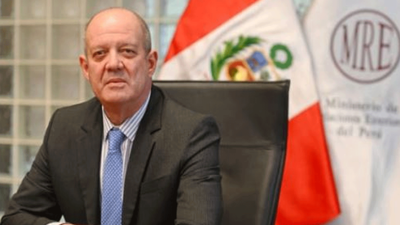 338 peruanos varados en Bolivia regresan a Juliaca en puente aéreo humanitario